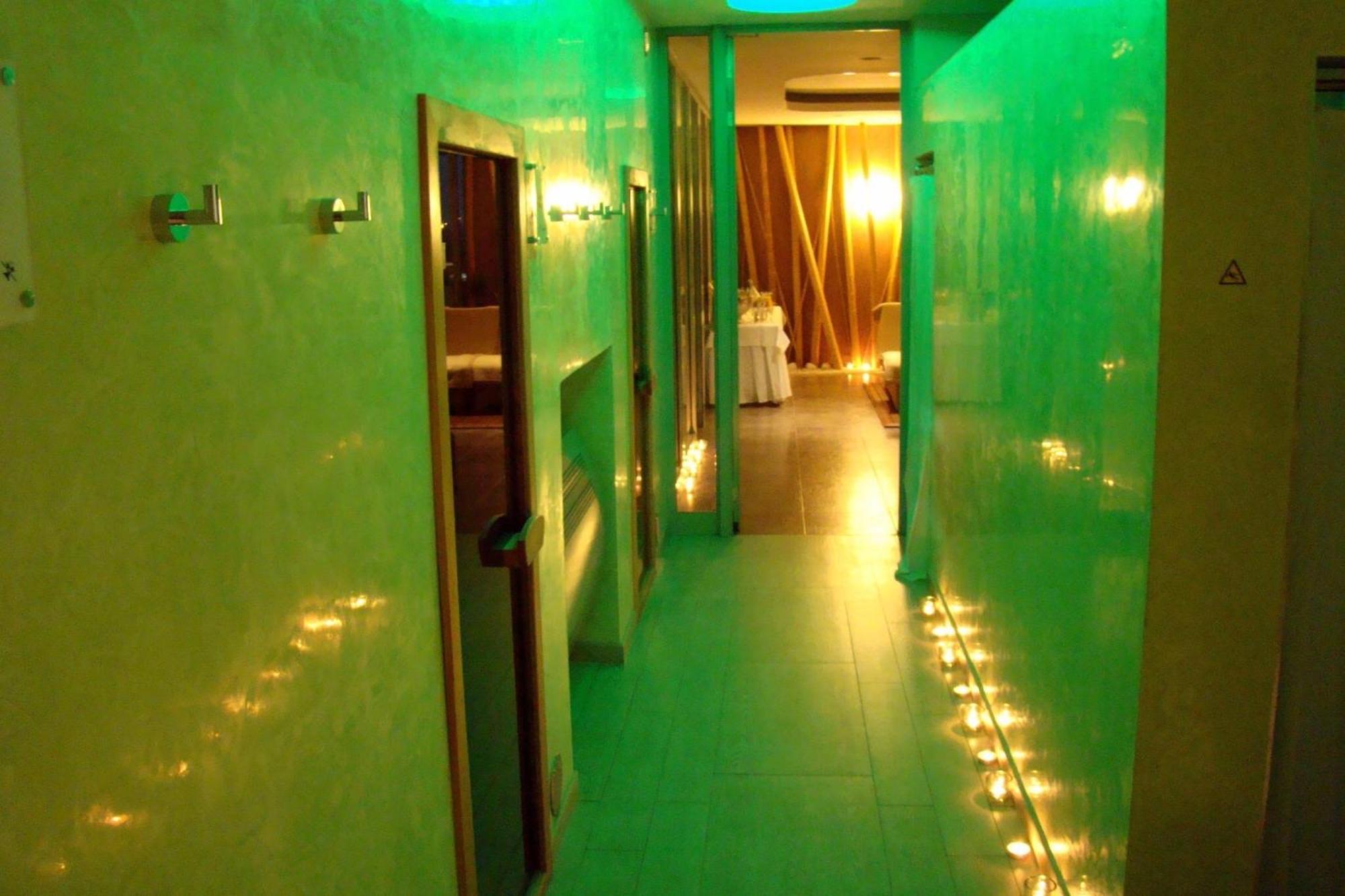 Hotel Ponteo - Activity Park Bratislava Exterior photo