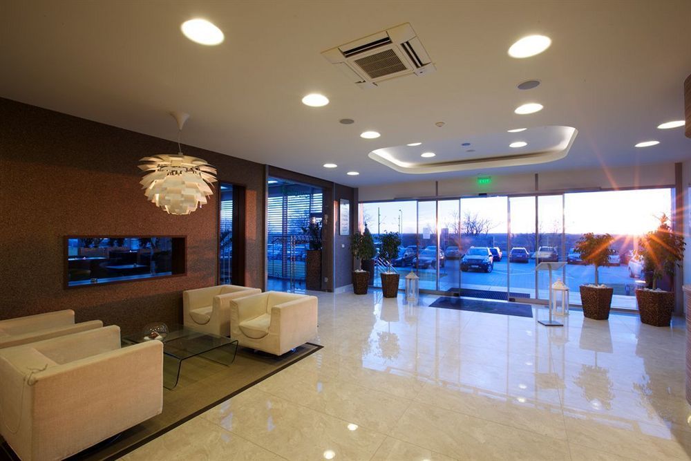 Hotel Ponteo - Activity Park Bratislava Exterior photo